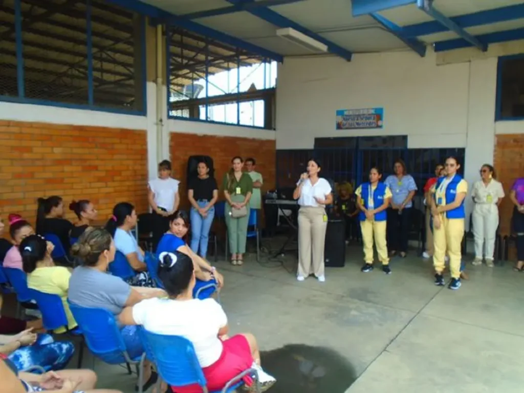 Yirley Vargas empodera a mujeres del Complejo Carcelario y Penitenciario de Cúcuta