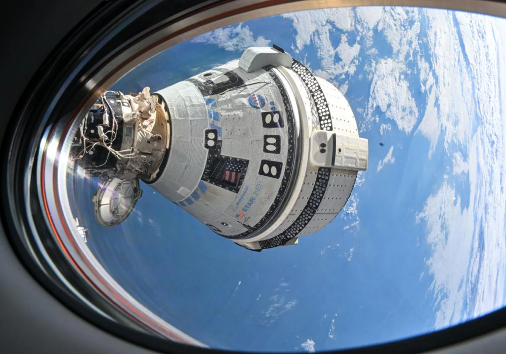 Astronautas en la Estación Espacial Internacional detectan «ruidos extraños» en la nave Starliner