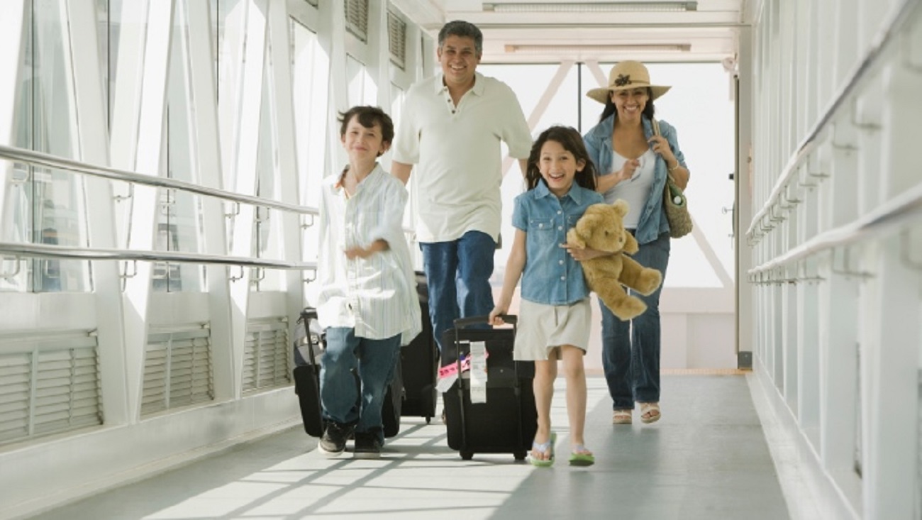 Conozca El Nuevo Requisito De Transporte Para Los Menores De Edad Que Busca Prevenir La Explotación Infantil