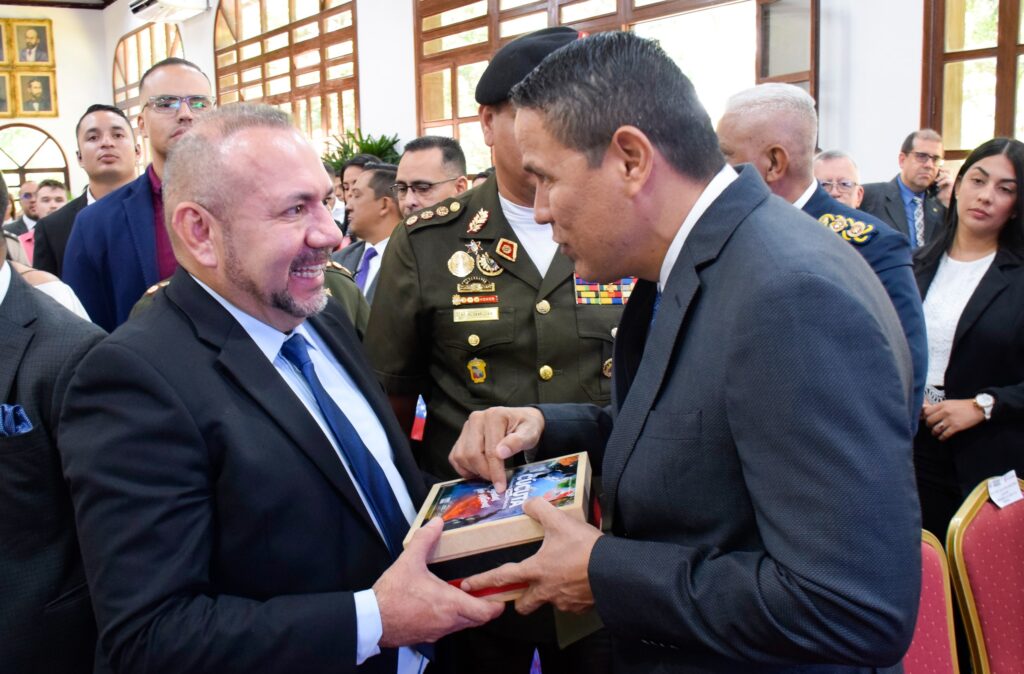 Cúcuta y San Cristóbal Firman Histórico Hermanamiento para Impulsar el Desarrollo Fronterizo