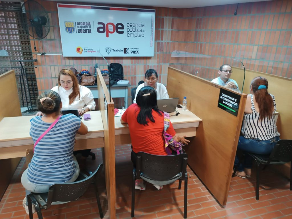 Empresa de moda ofrece 70 vacantes en Cúcuta: Oportunidad para reactivar el empleo local