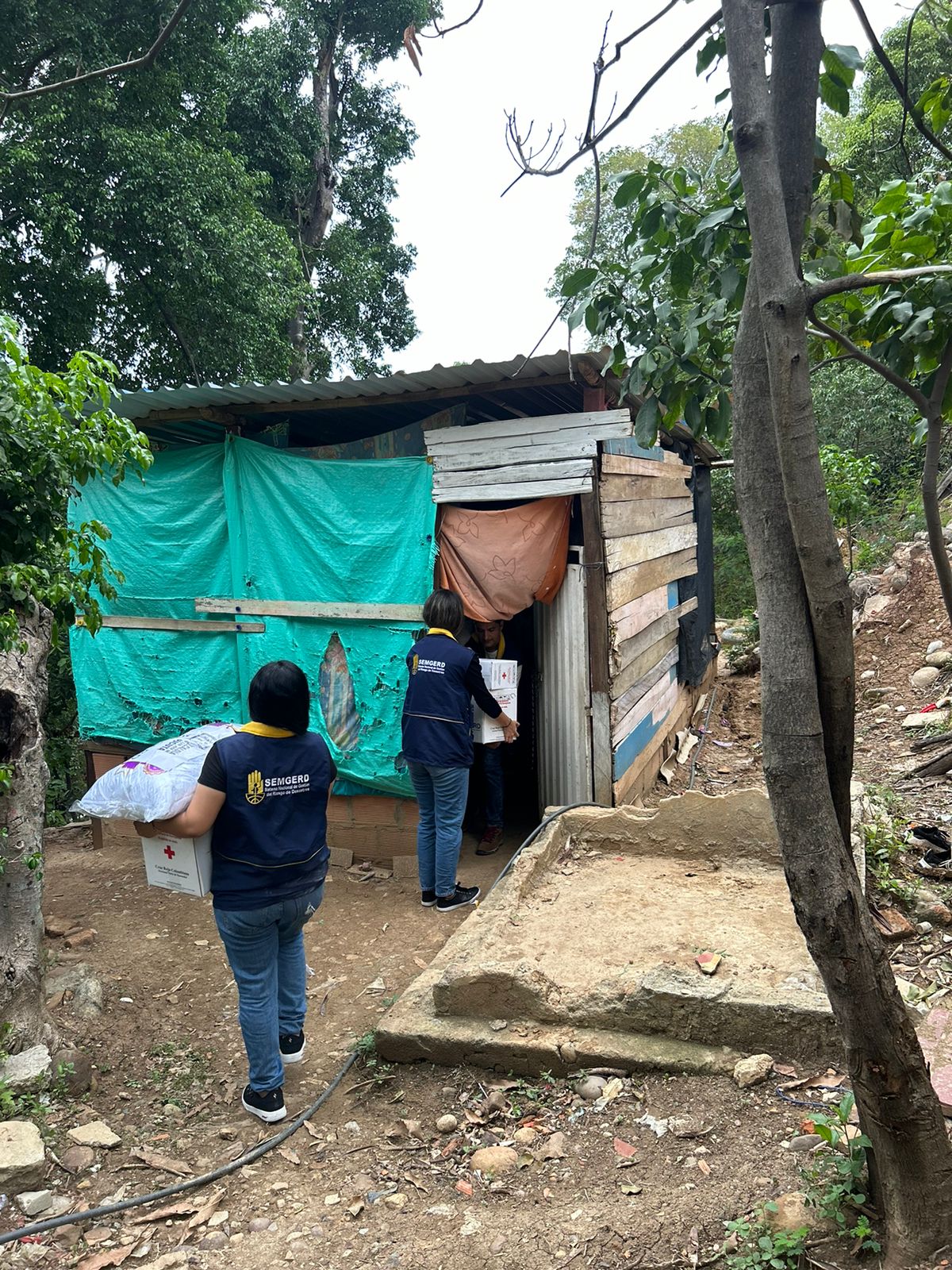 La Alcaldía de Cúcuta Actúa con Eficiencia Ante las Emergencias por Lluvias en Doña Nidia y El Pórtico