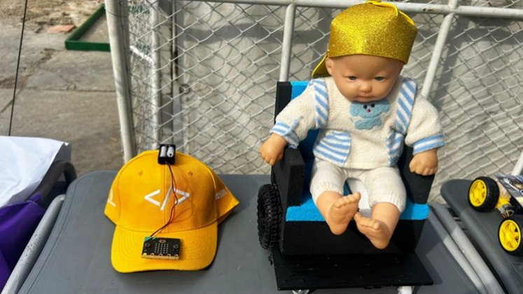 Estudiantes cucuteños innovan con una silla robótica para personas con movilidad reducida