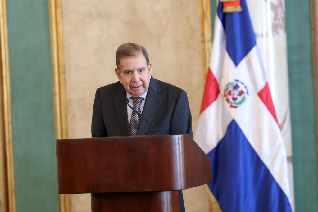 «Nos vemos muy pronto en Caracas en libertad»: González Urrutia tras reunión con Abinader