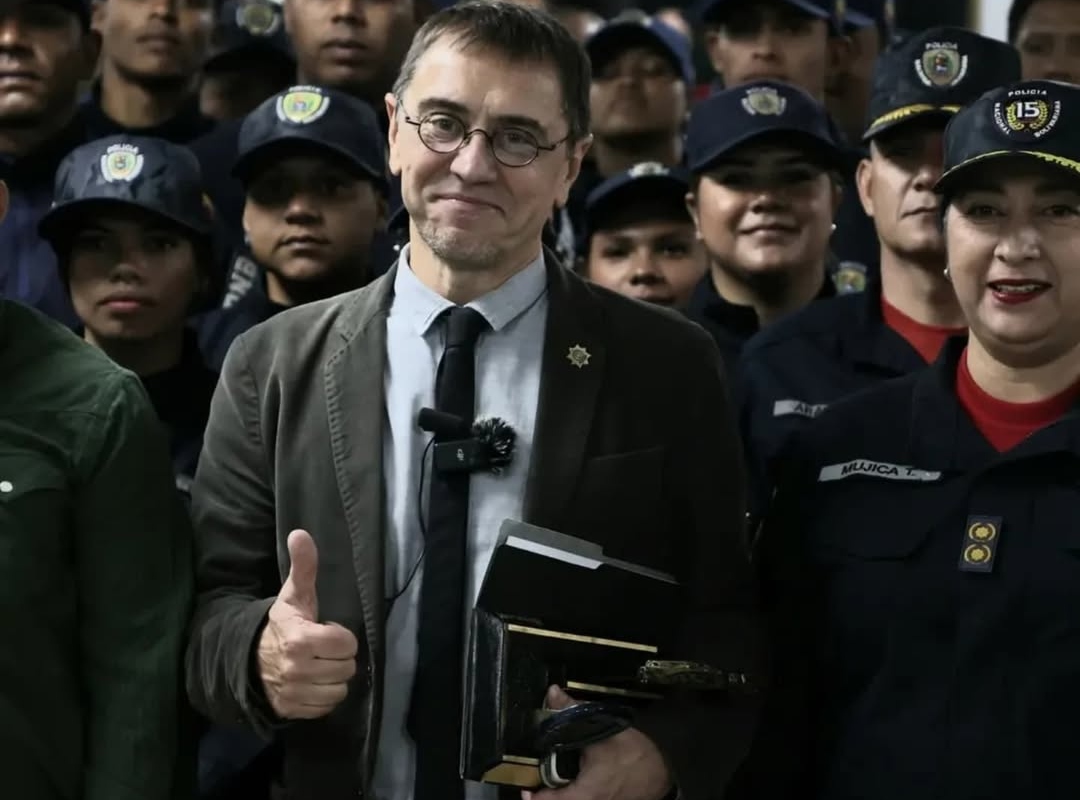 Politólogo español dictó taller sobre derechos humanos en El Helicoide