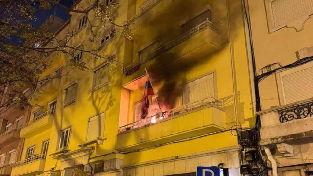 Portugal condena ataque con bombas incendiarias contra el consulado venezolano en Lisboa y ordenó investigación Portugal condena ataque con bombas incendiarias contra el consulado venezolano en Lisboa y ordenó investigación