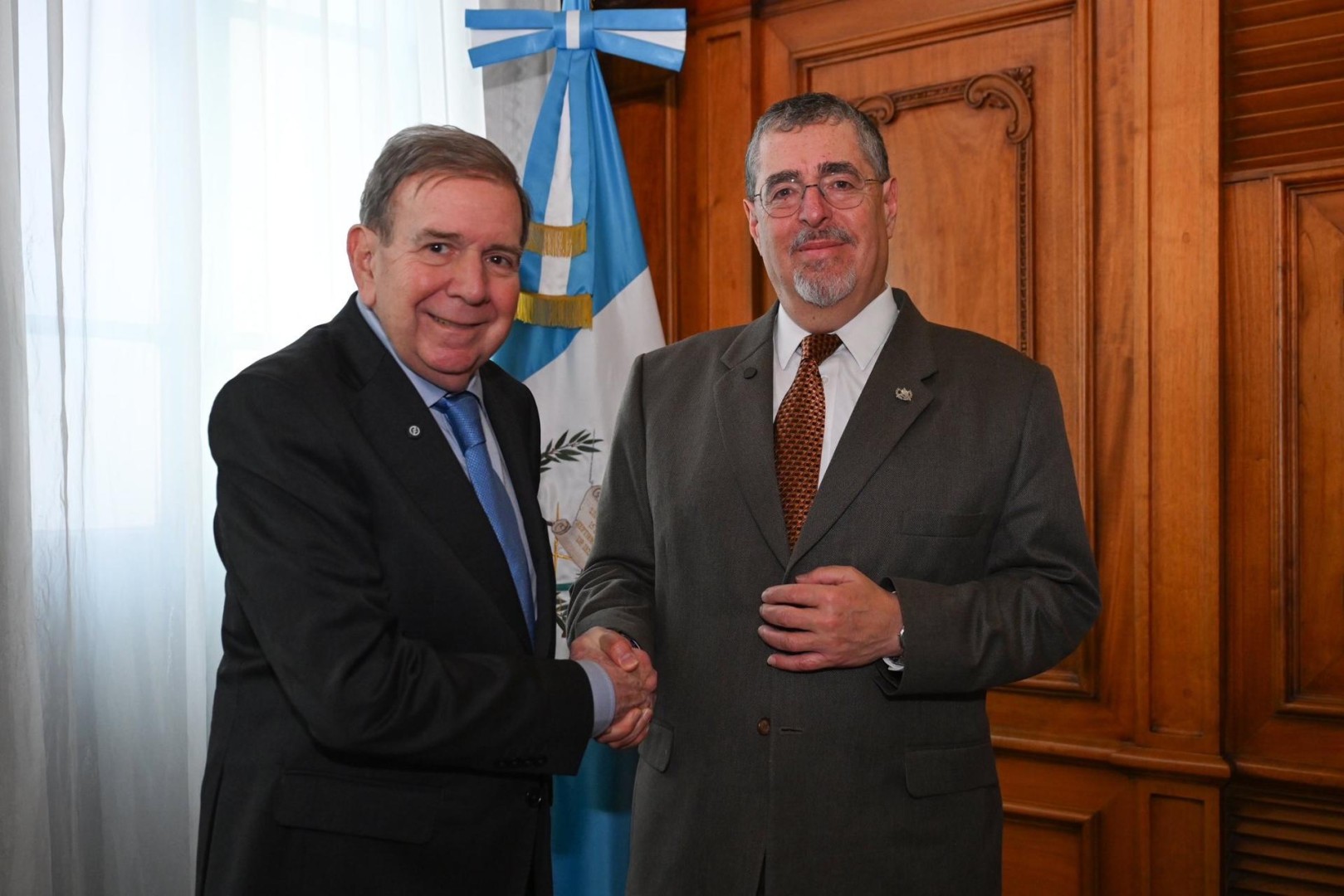 Presidente de Guatemala se reunió con Edmundo González y le expresó su «total respaldo»