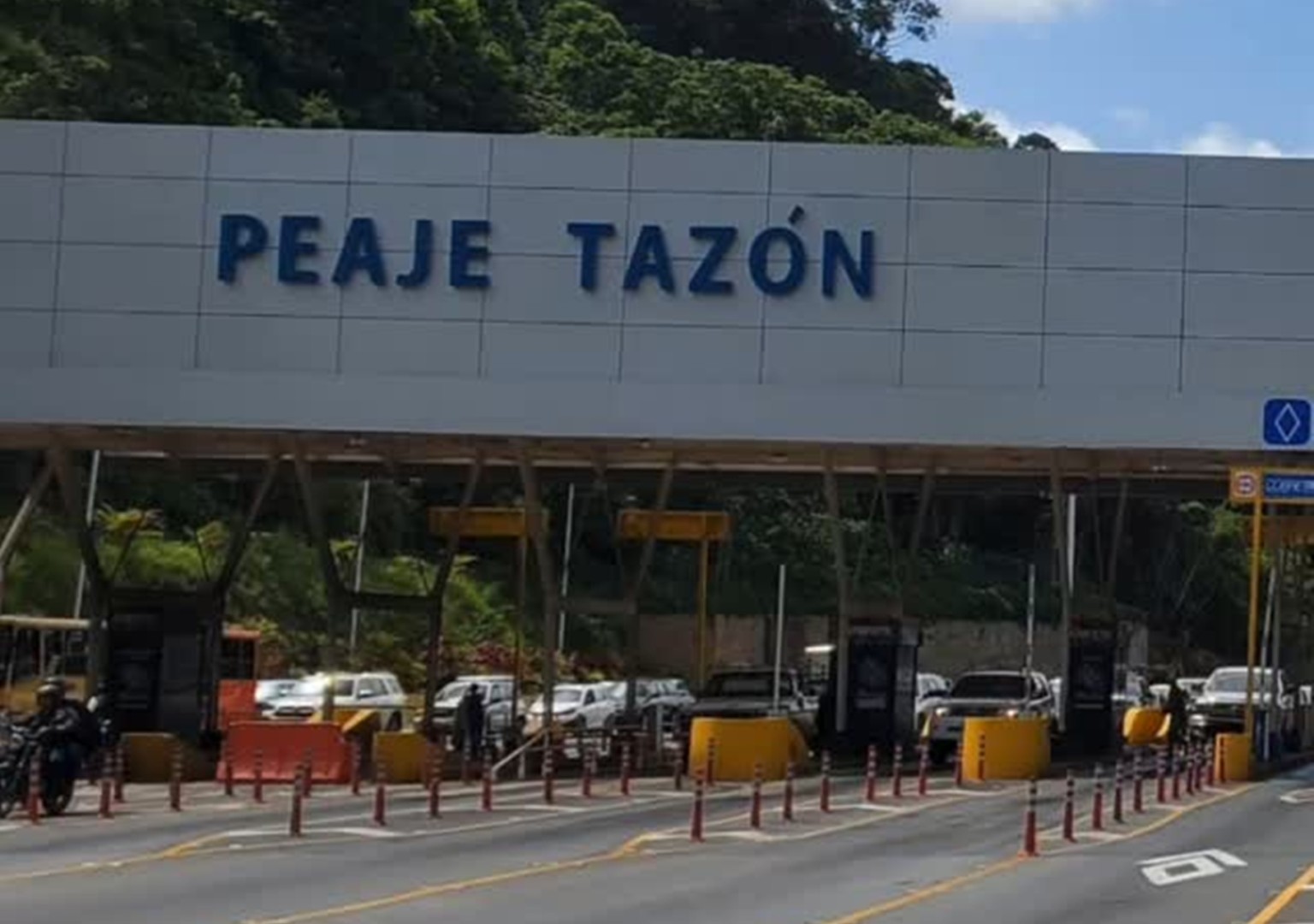 Suspenden aumento de tarifas en peajes de Venezuela