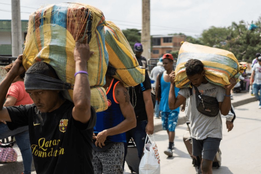 Venezuela toma medidas por desplazados de Colombia este 18 de enero