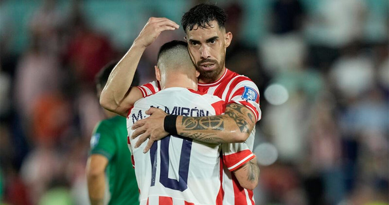 En Paraguay, asegúrese de que el equipo nacional colombiano hiciera brujería Albirroja