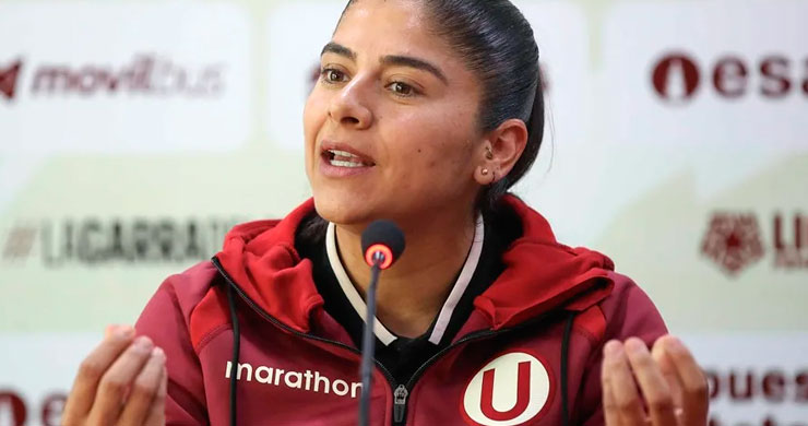 Catalina Usme llega al universitario para promover el fútbol femenino en Perú