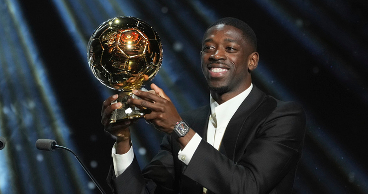 Franzose Ousmane Dembélé de Paris Saint-Germain gana el Ball Golden 2025