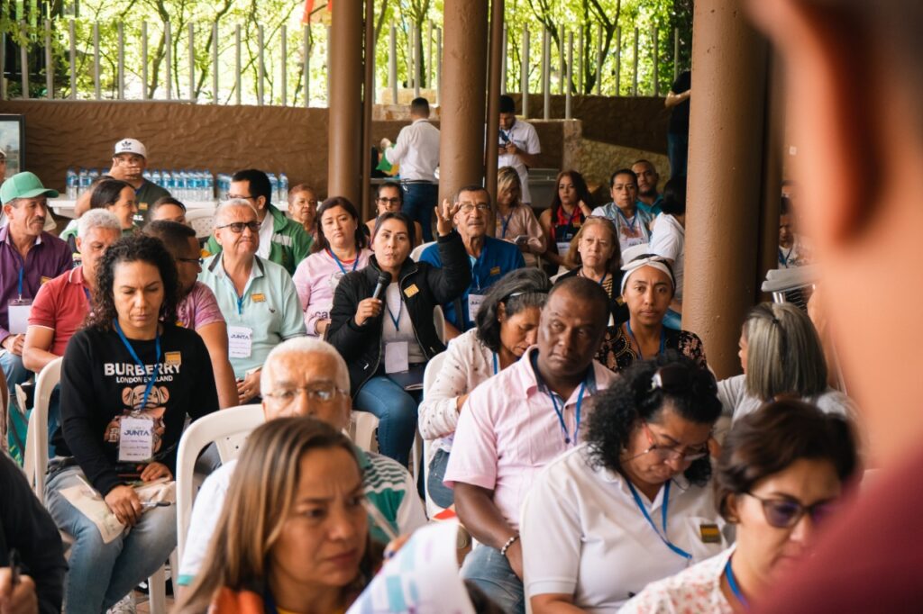Diversidad política y participación democrática en Girardota durante la administración de Kevin Bernal.